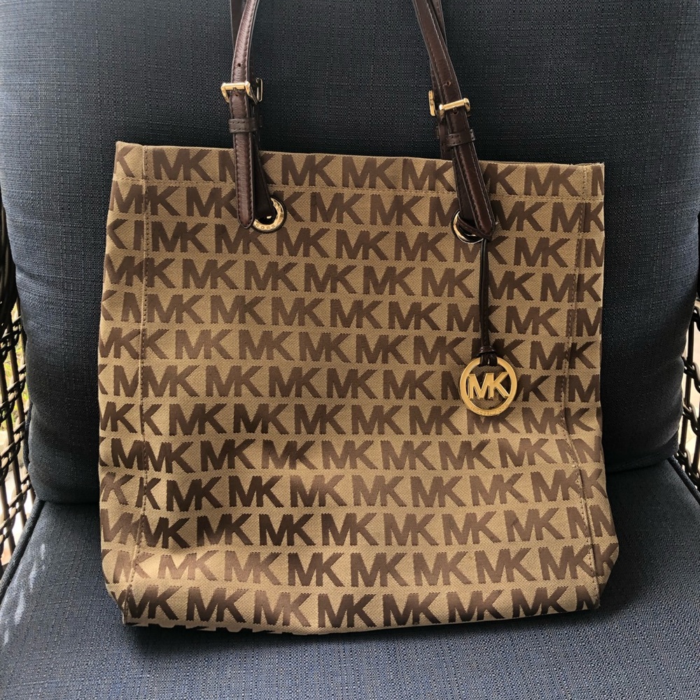 MK handbag!